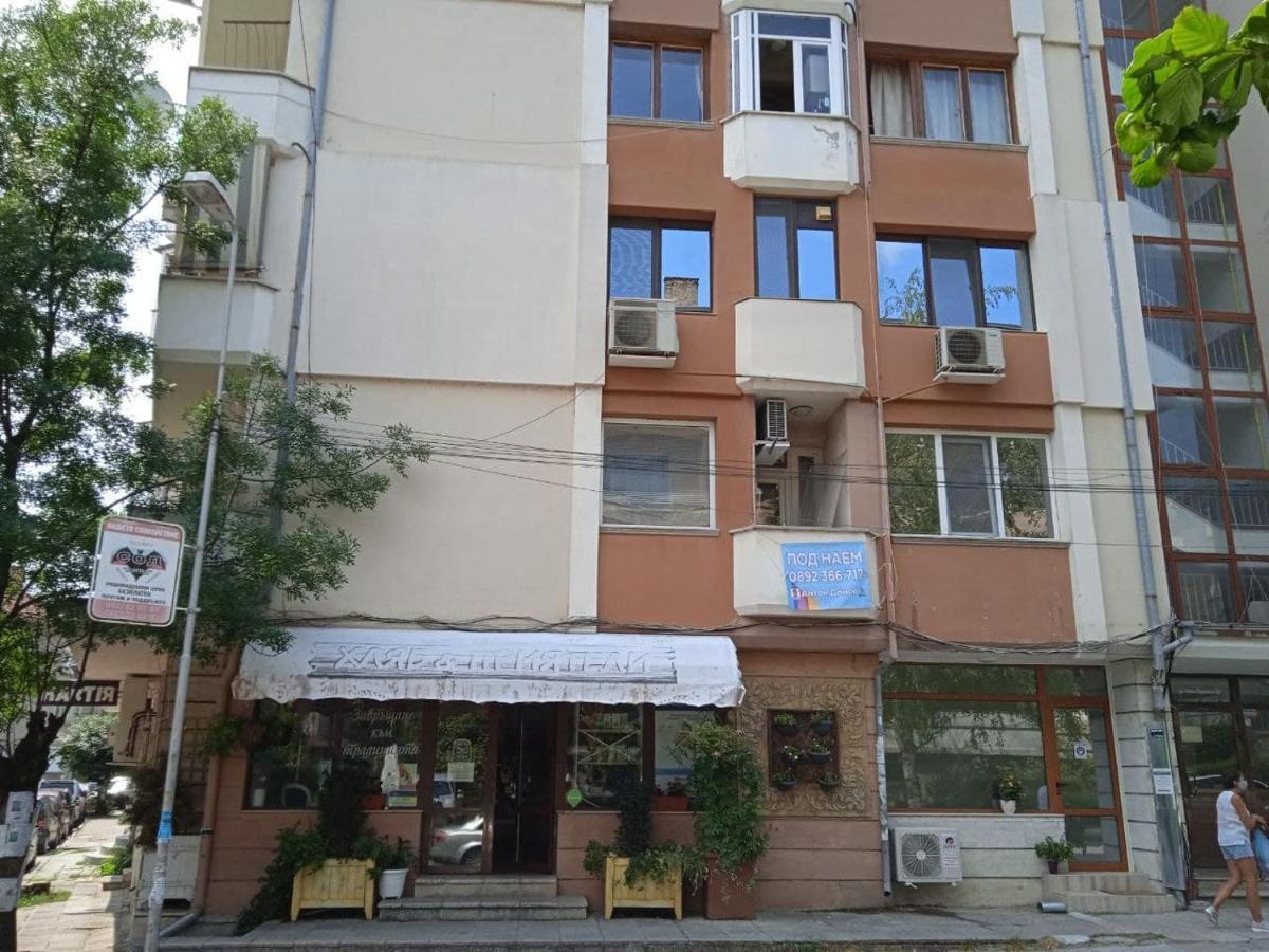 Джессика Апартмент Veliko Tarnovo Exterior foto